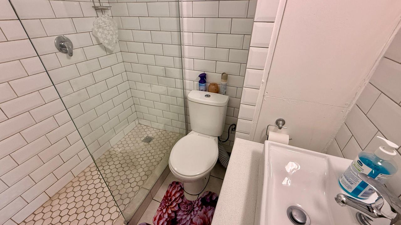 Photo 20 of 22