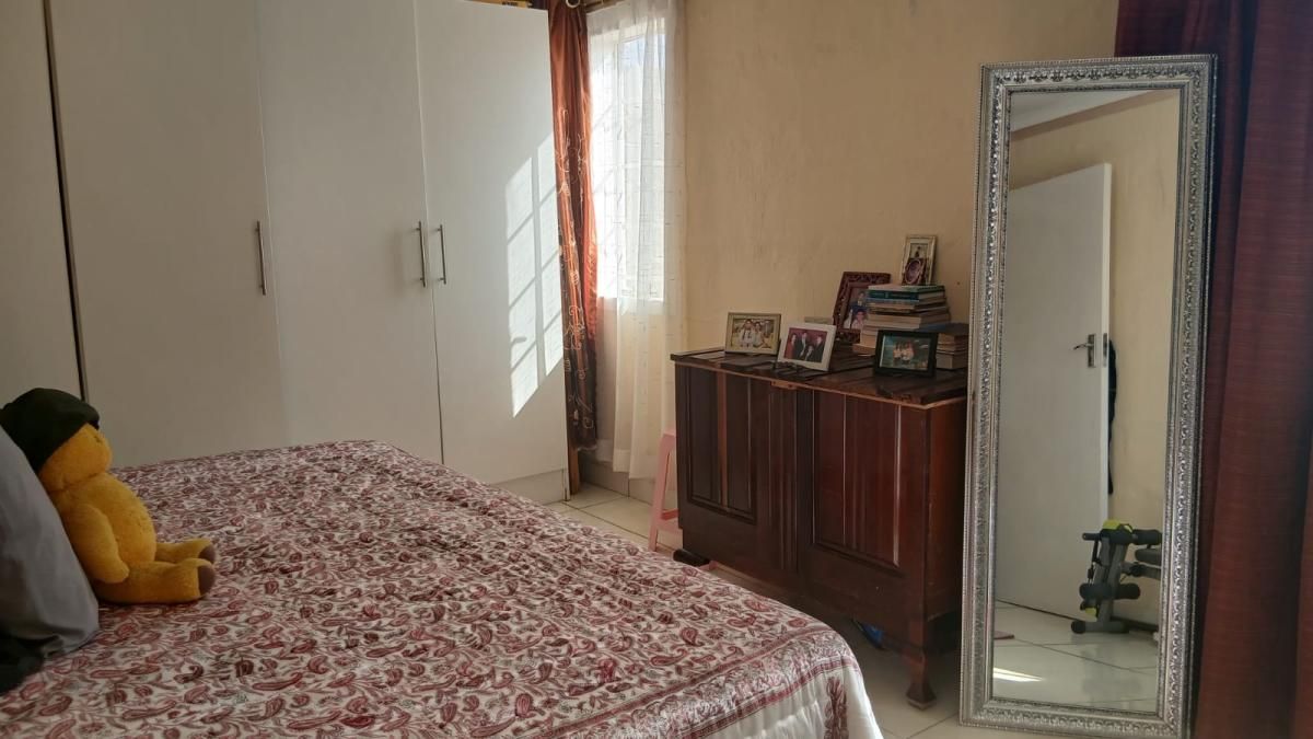 Photo of 2 Bedroom duplex townhouse - freehold for sale in Greenbury, Phoenix