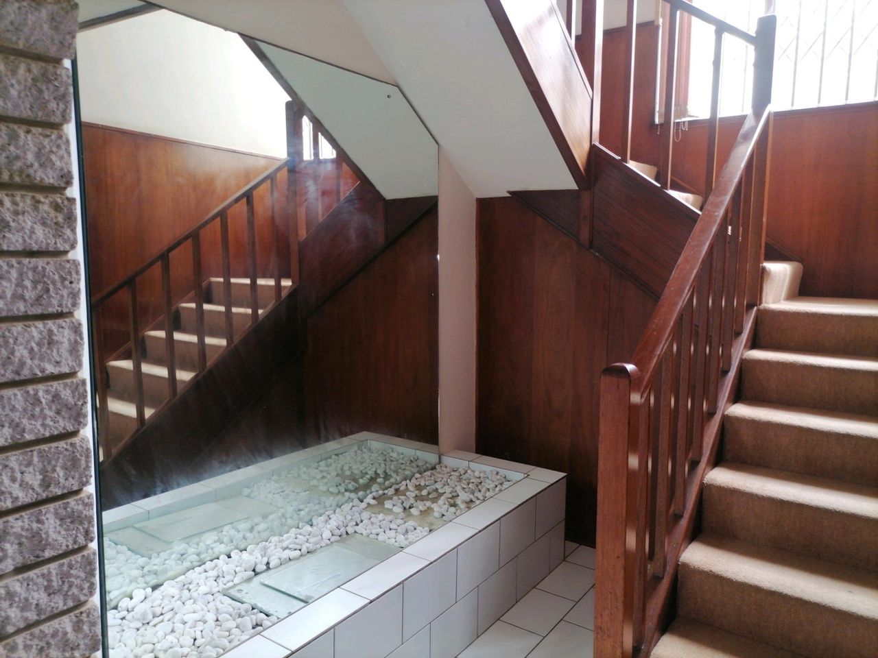 Photo 8 of 17
