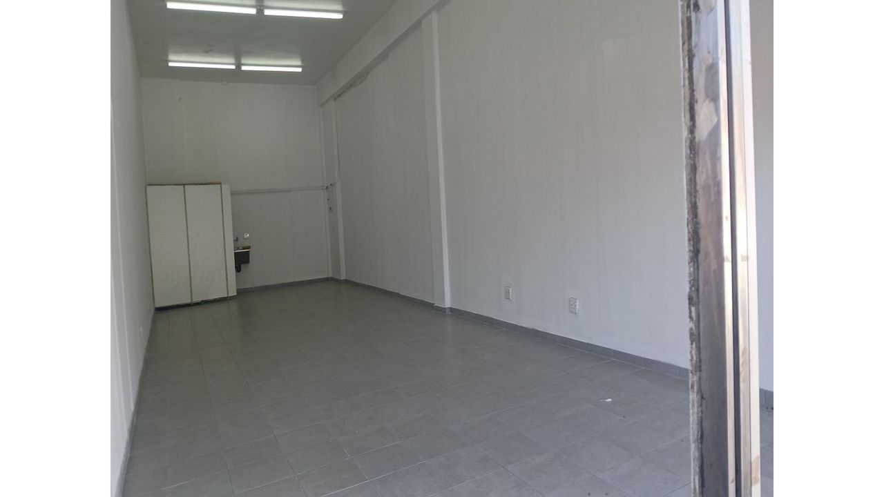 Photo 7 of 13