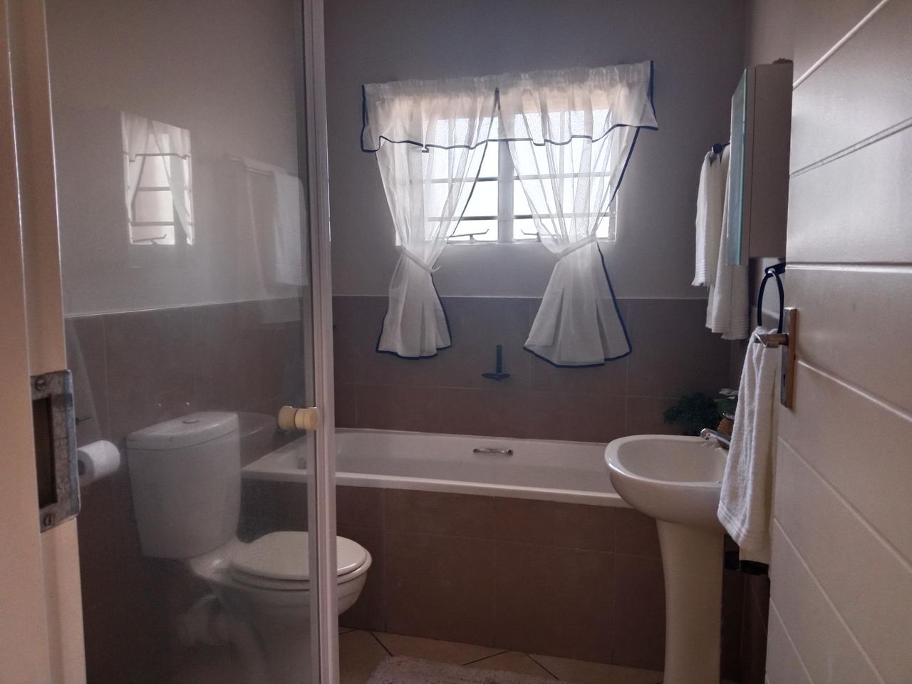 Photo 6 of 12