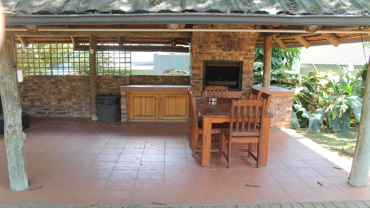 Photo 5 of 42