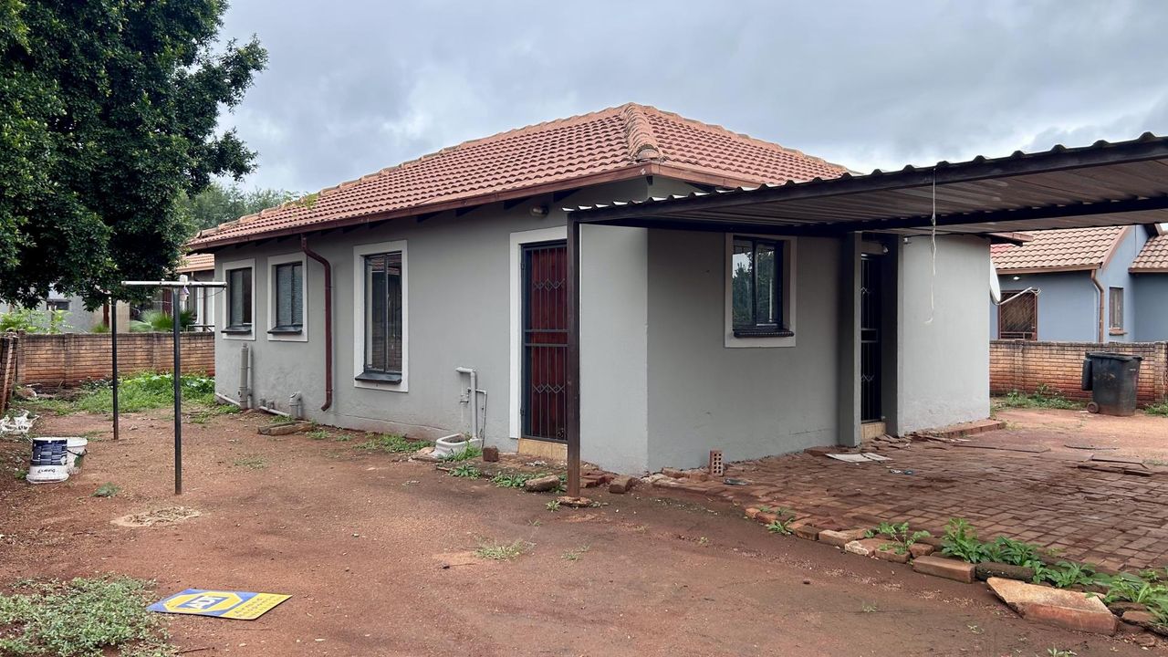 Photo 5 of 22