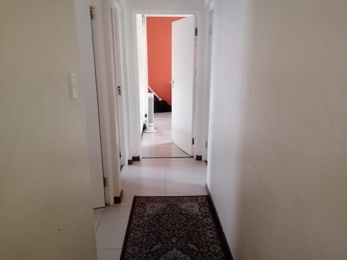 Photo 9 of 21