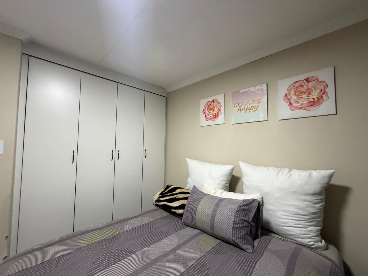 Photo of 2 Bedroom apartment rented in Jackal Creek Golf Estate, Randburg
