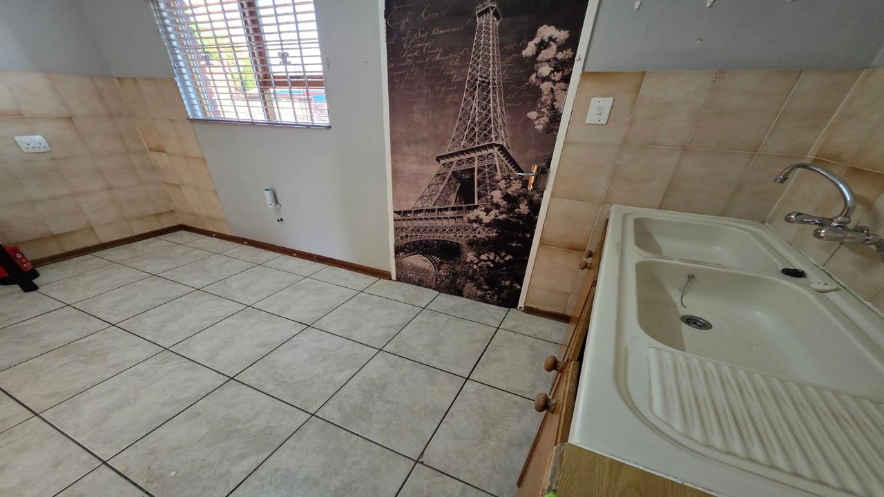 Photo 15 of 29