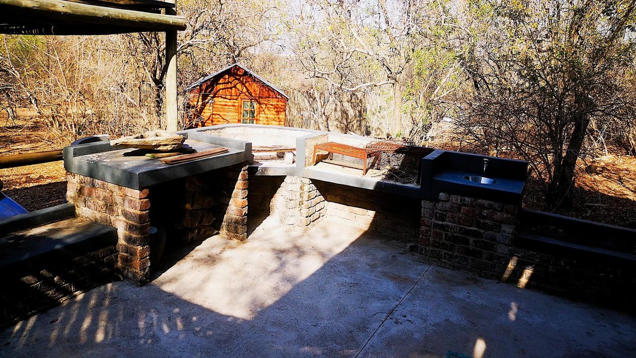 Photo 21 of 26
