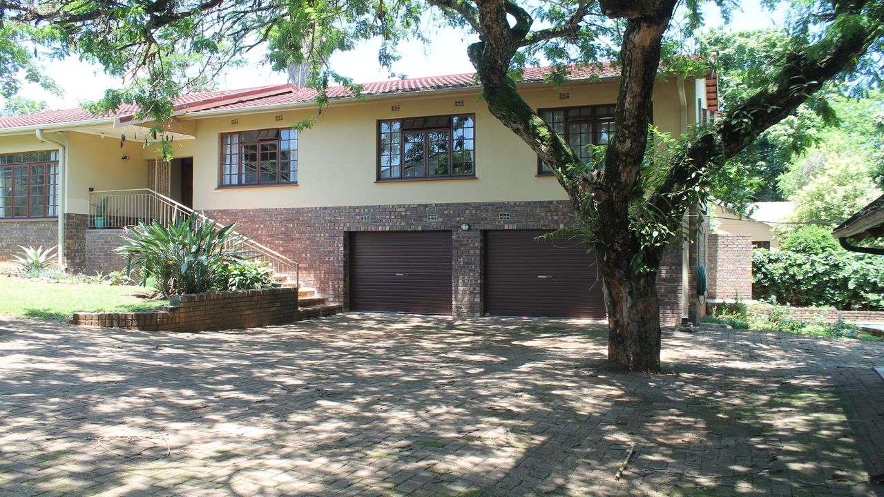 Photo 9 of 42