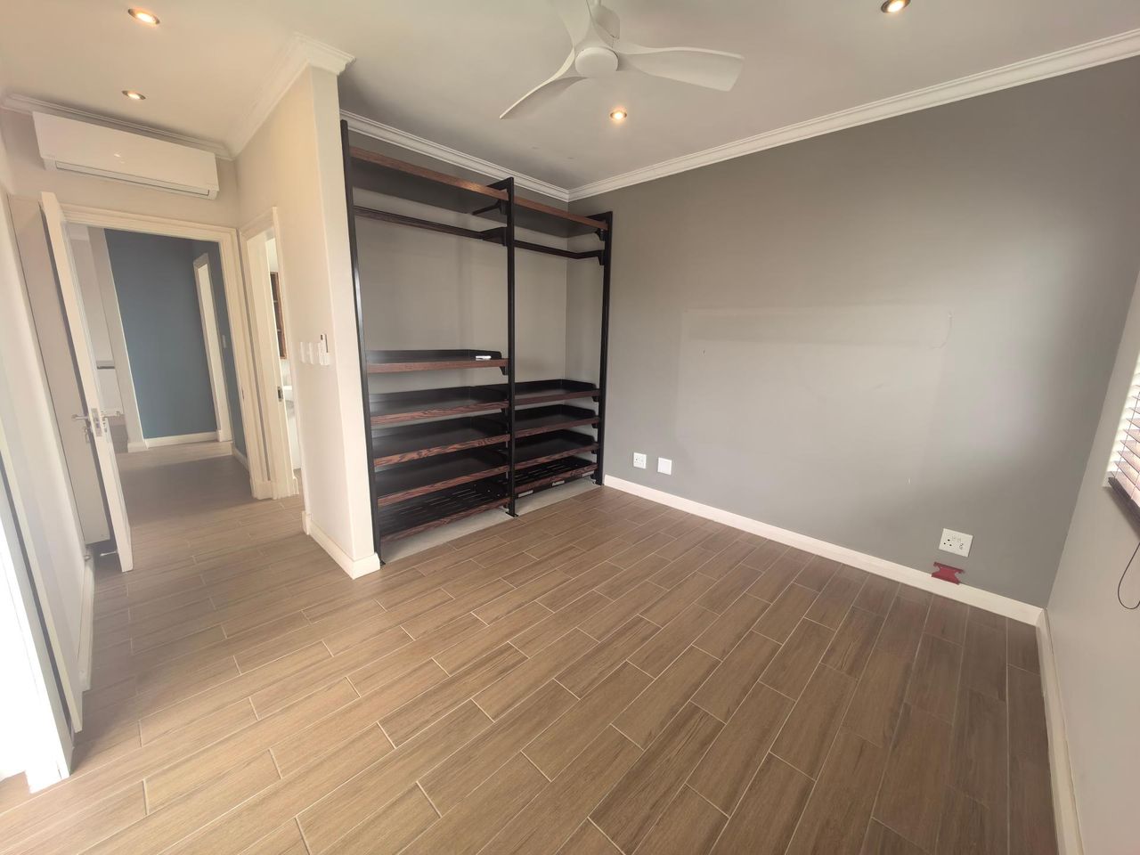 Photo 6 of 12