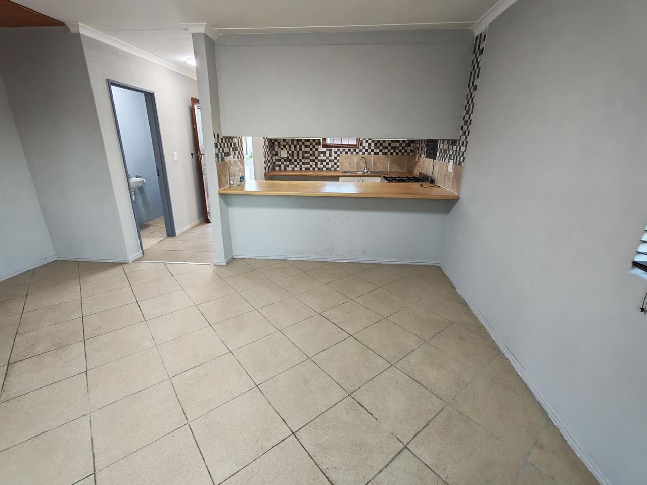 Photo 9 of 29
