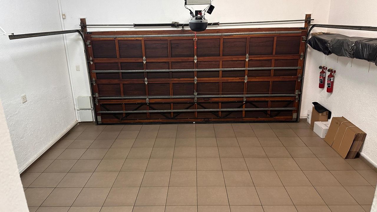 Photo 13 of 30