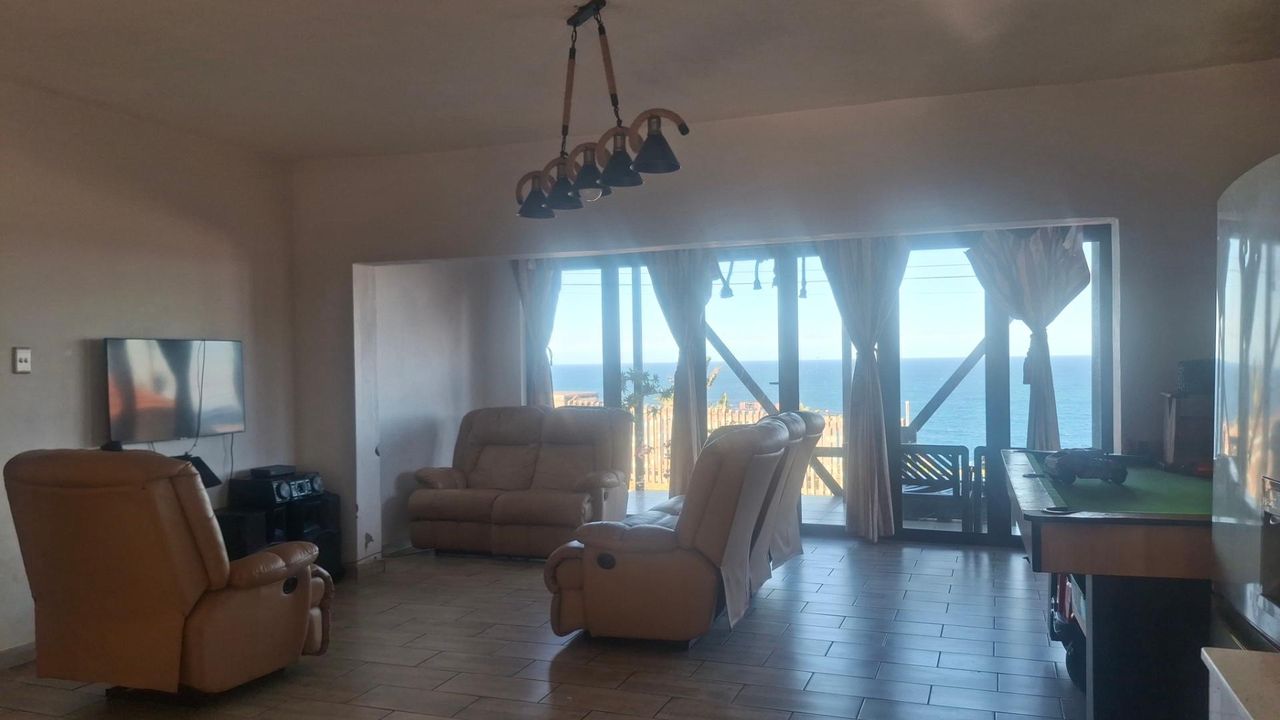 Photo 10 of 21