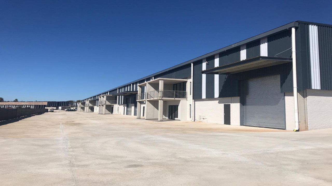 Photo 16 of 16