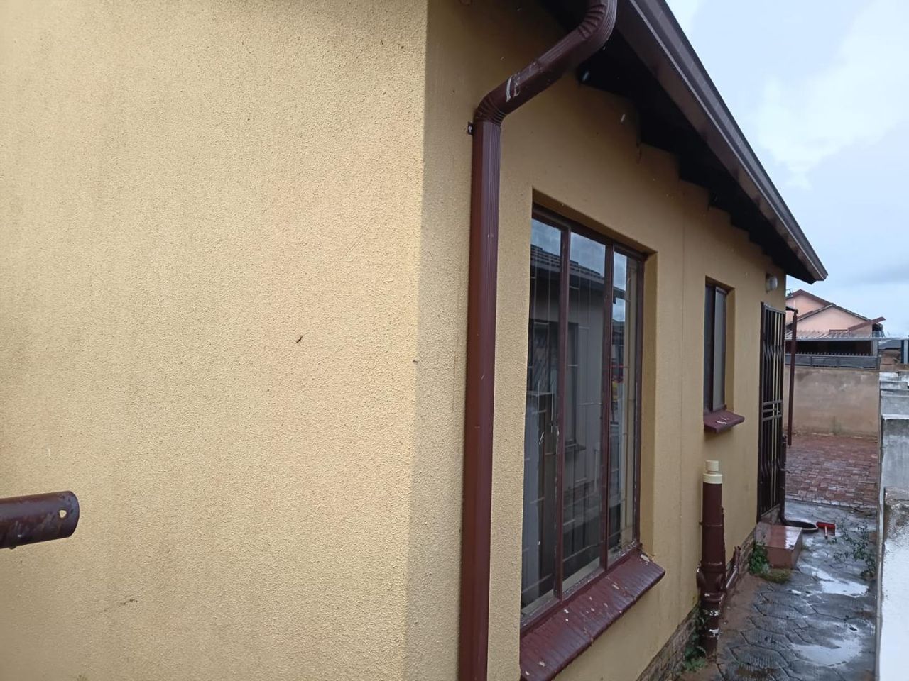 Photo 3 of 15