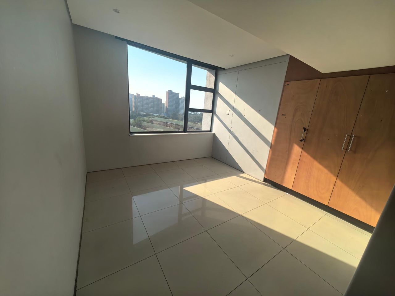 3 Bedroom apartment to rent in Point Waterfront, Durban