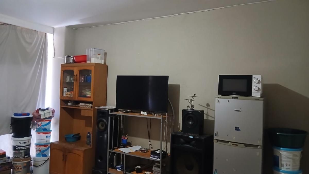 Photo 12 of 39