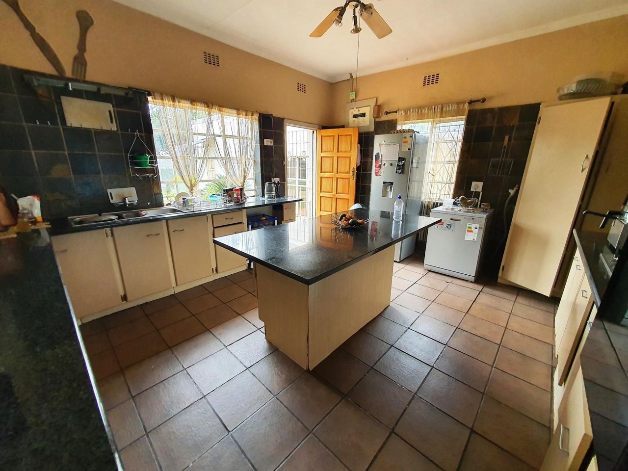 Photo 15 of 29