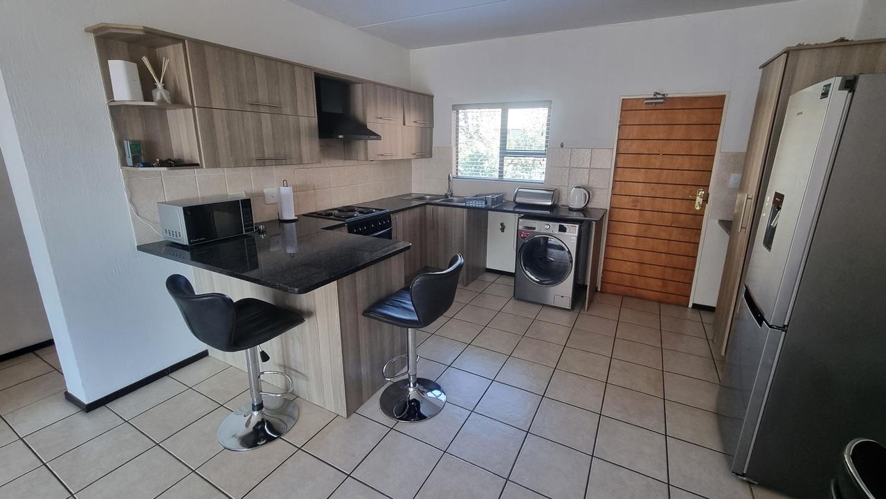 Photo of 2 Bedroom apartment rented in Northwold, Randburg