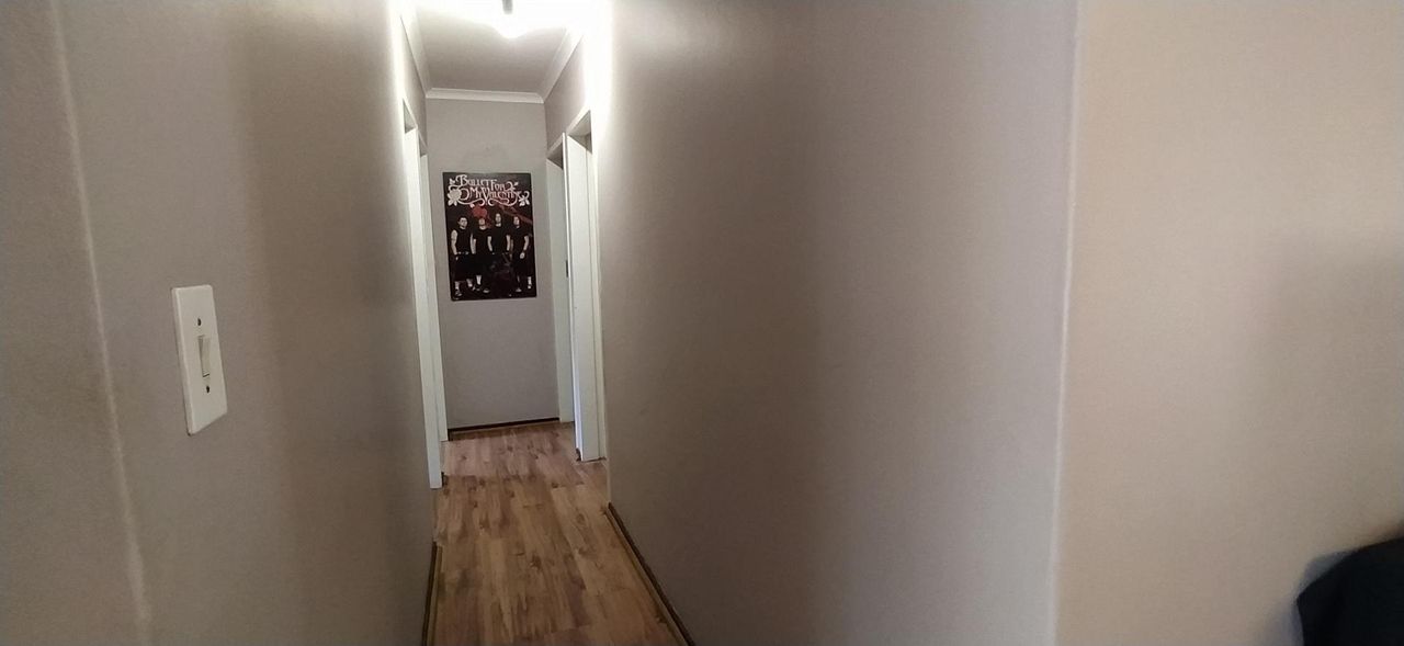 Photo 18 of 30