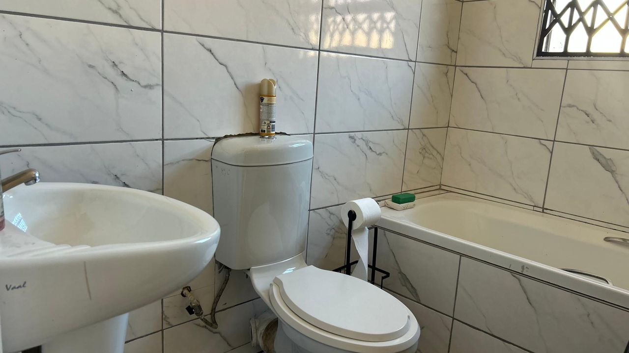 Photo 20 of 26