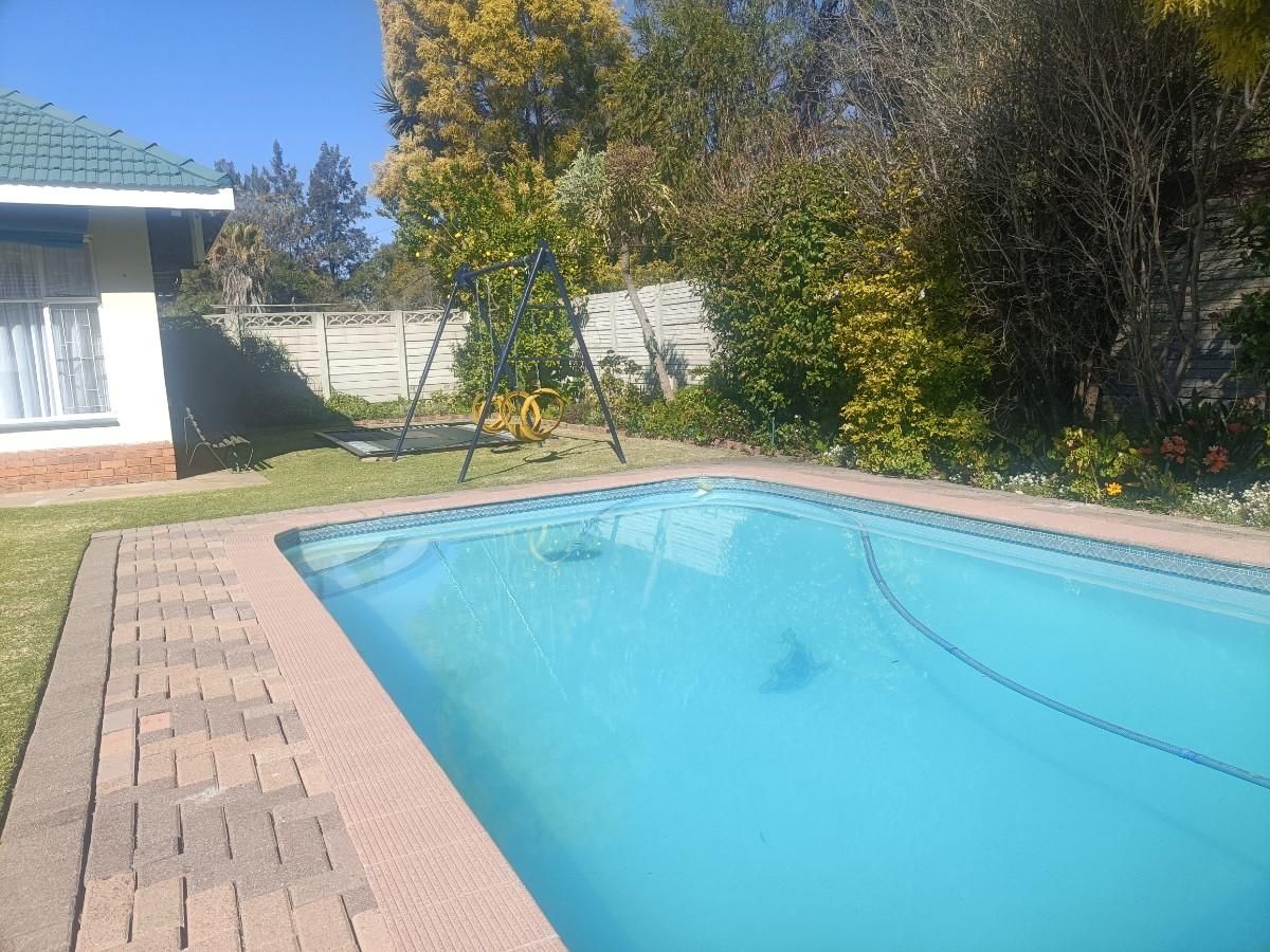 Photo 2 of 25