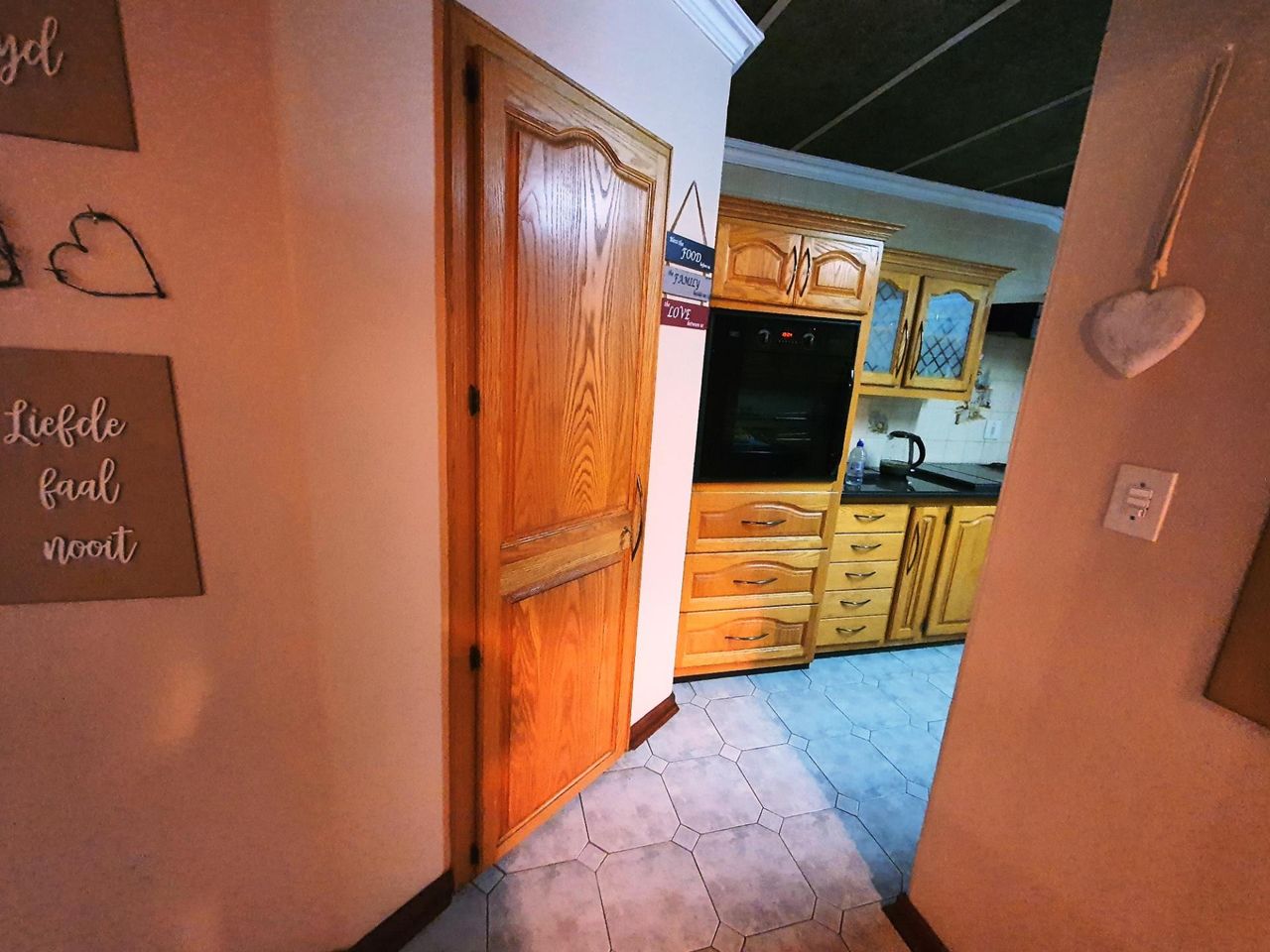 Photo 20 of 24