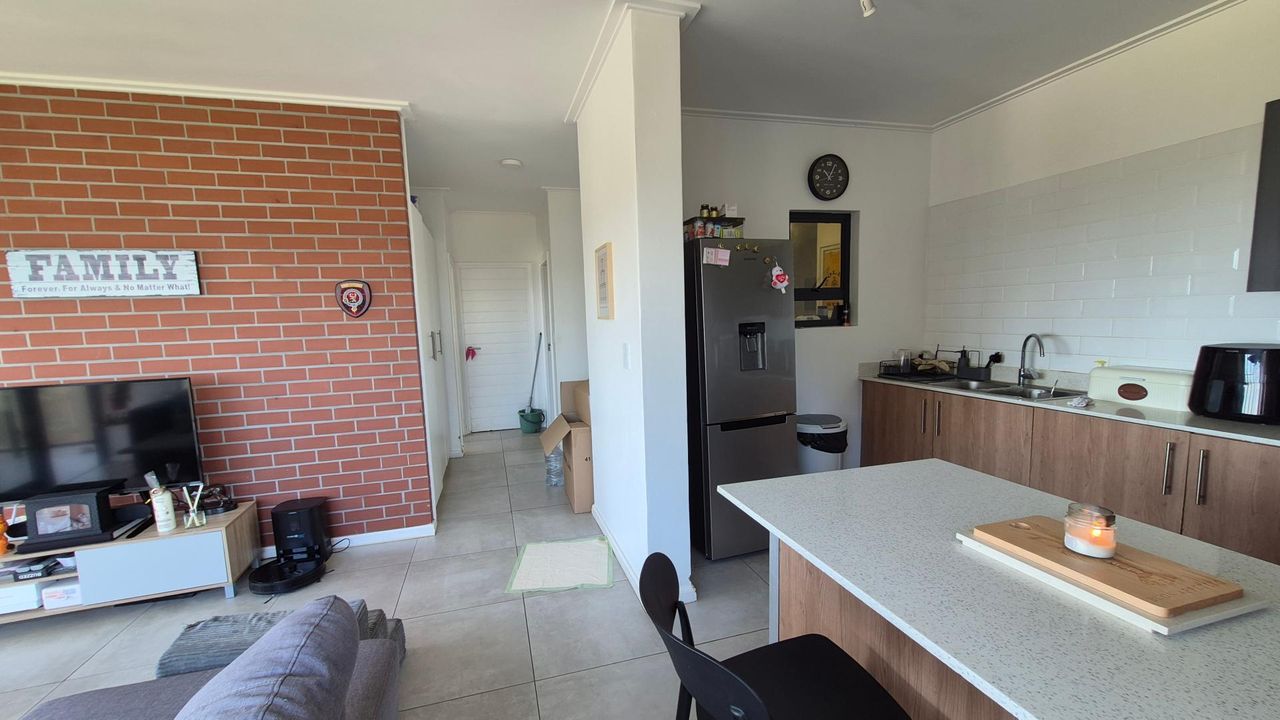 Photo 3 of 22