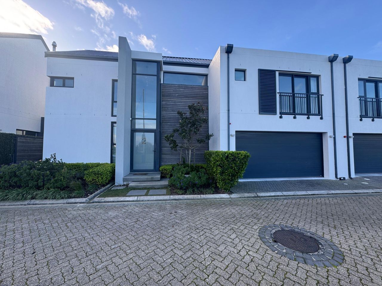 Photo of 3 Bedroom house to rent in Rondebosch, Cape Town
