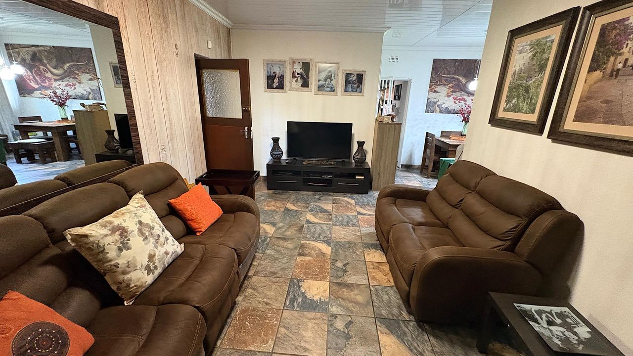 Photo 6 of 47