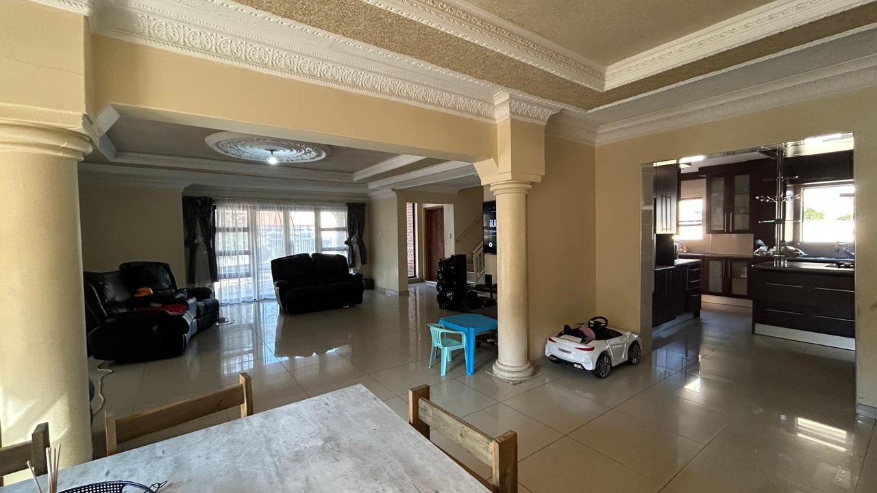 Photo 10 of 38