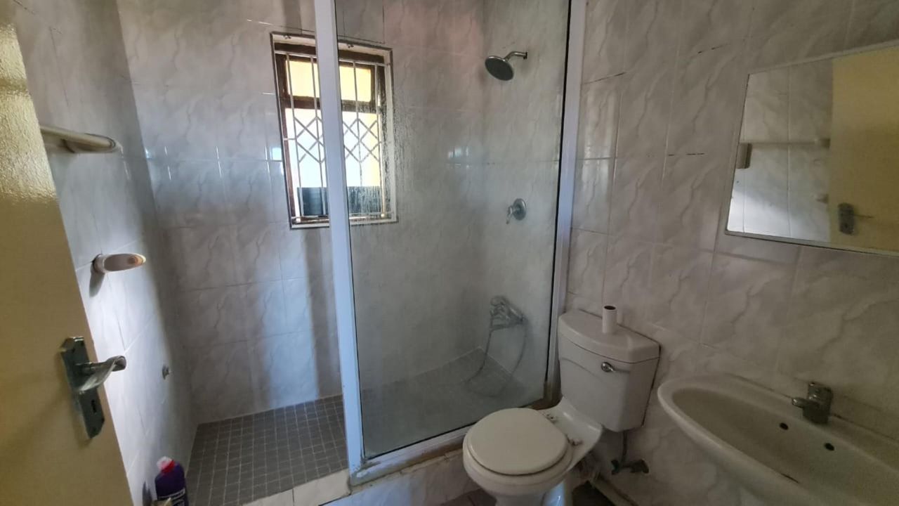 Photo 15 of 15