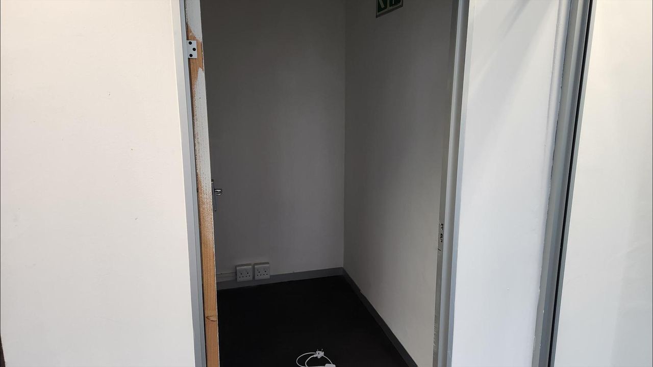 Photo 20 of 36
