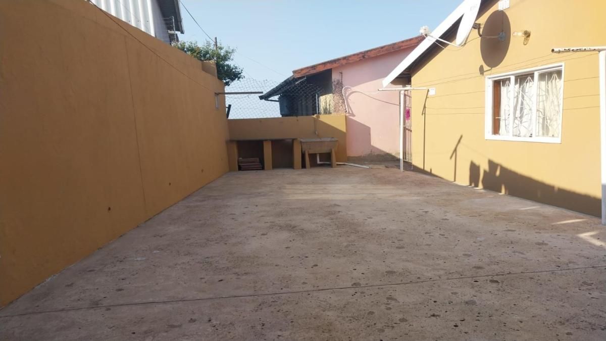 Photo 3 of 13