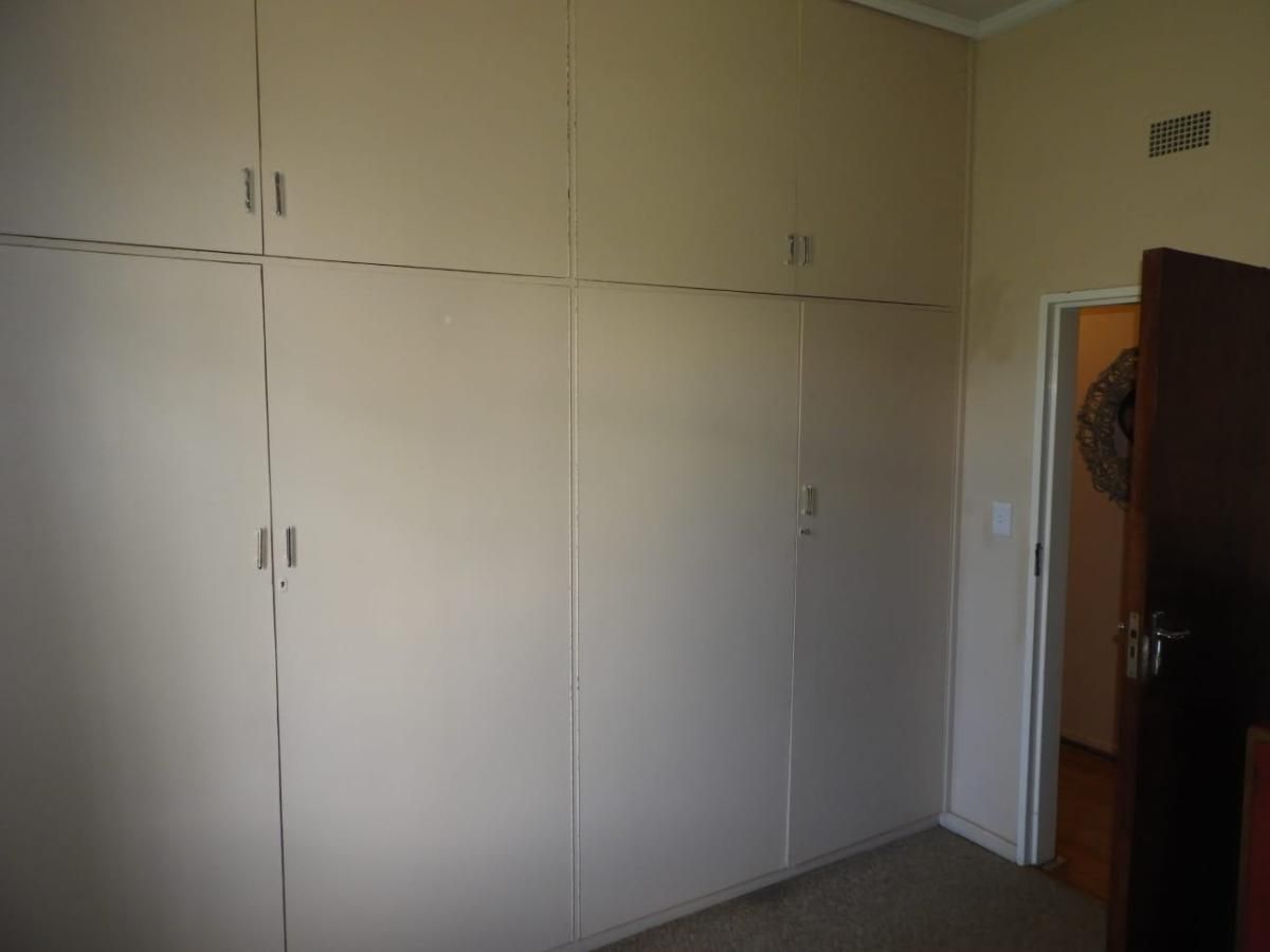Photo 10 of 23