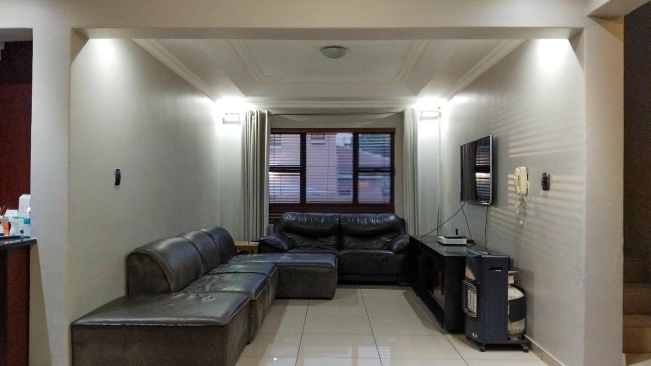 Photo 6 of 22