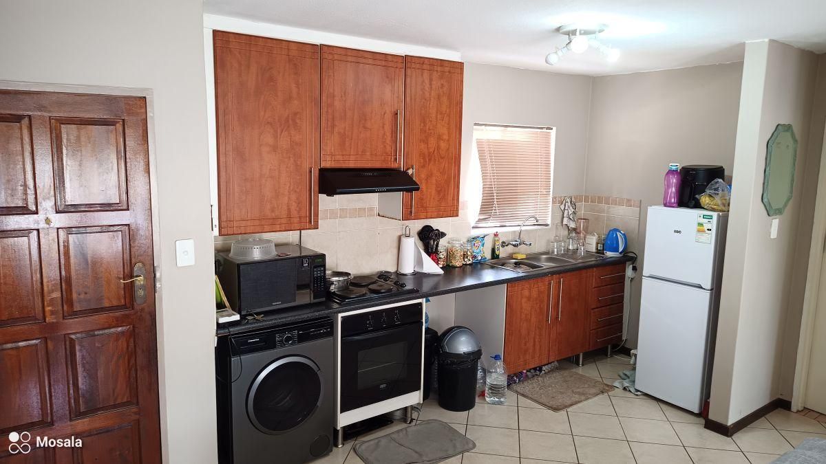 Photo 6 of 19