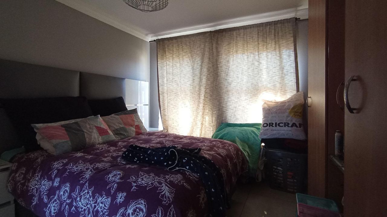 Photo 10 of 15