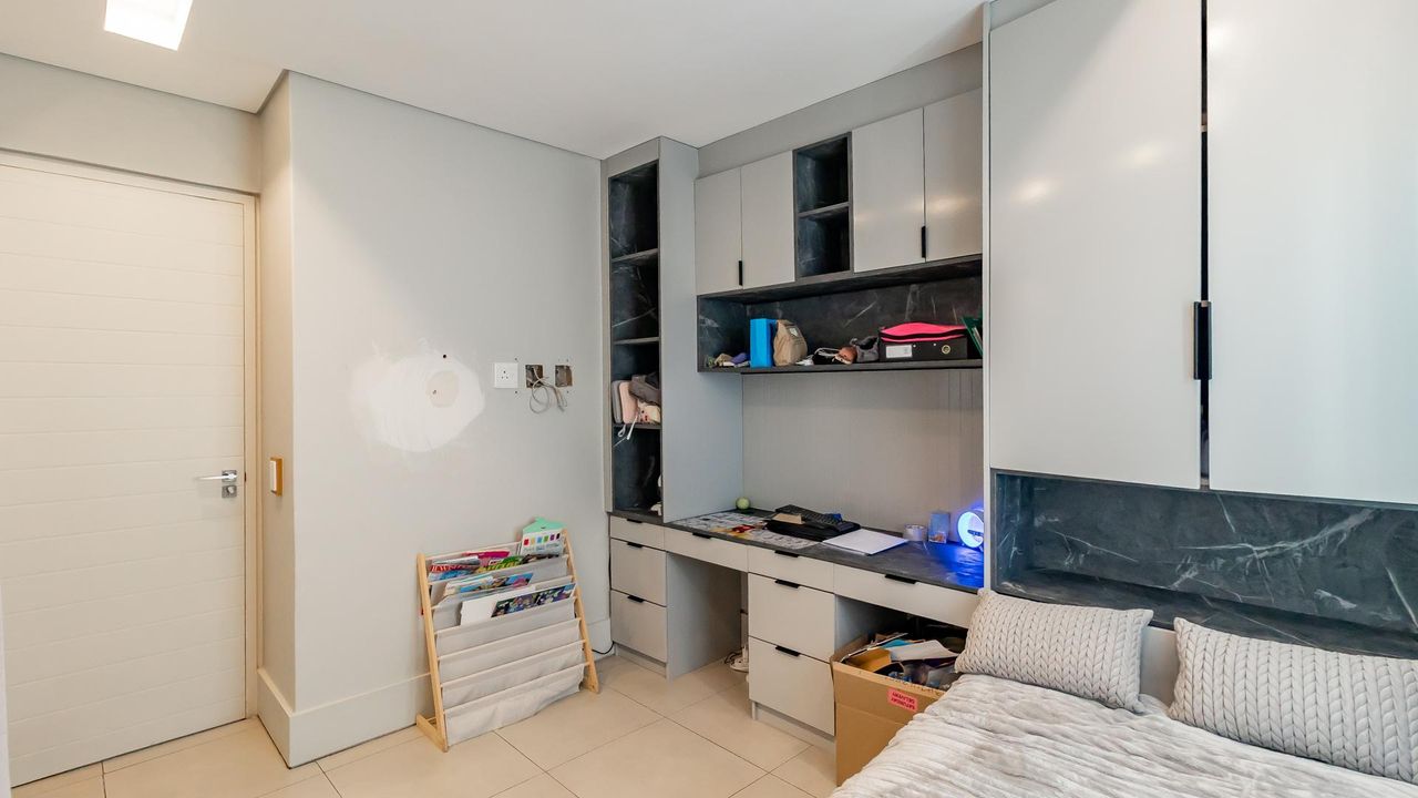 Photo of 4 Bedroom apartment for sale in Morningside, Sandton