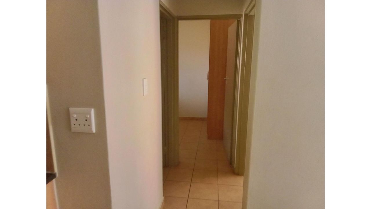 Photo 4 of 14