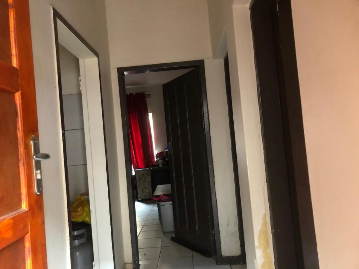 Photo 2 of 24