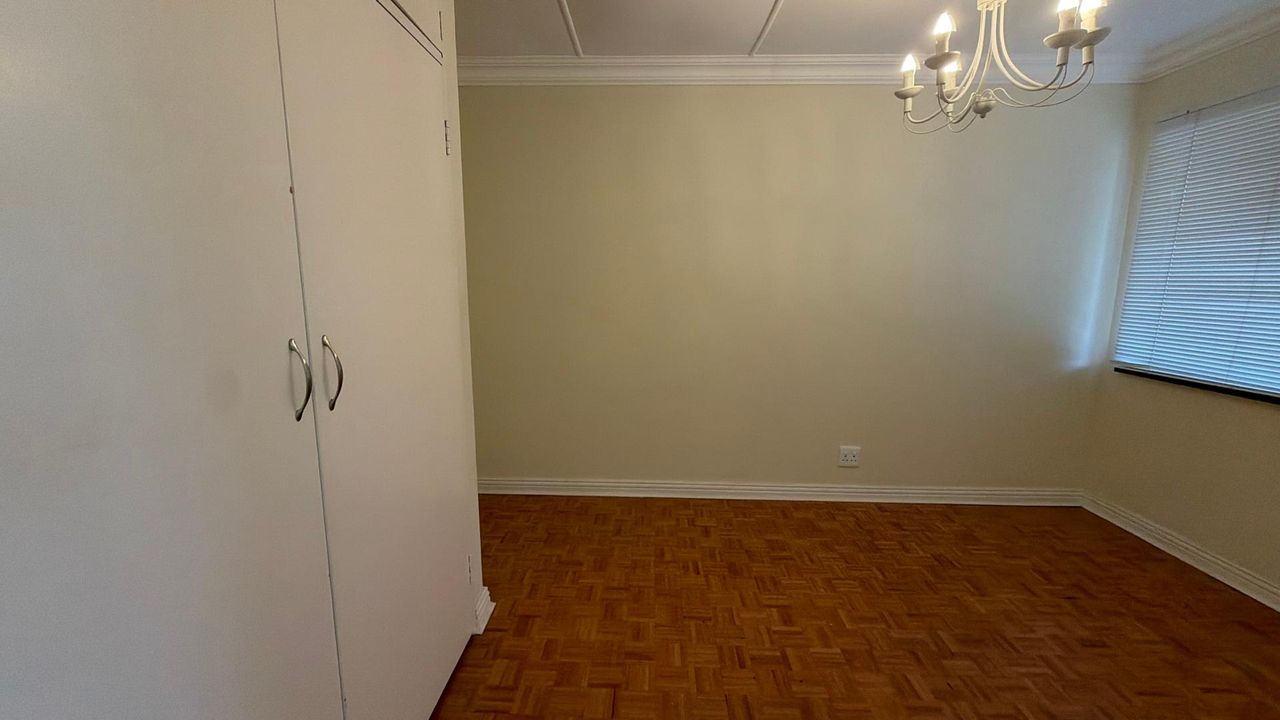 Photo 5 of 13