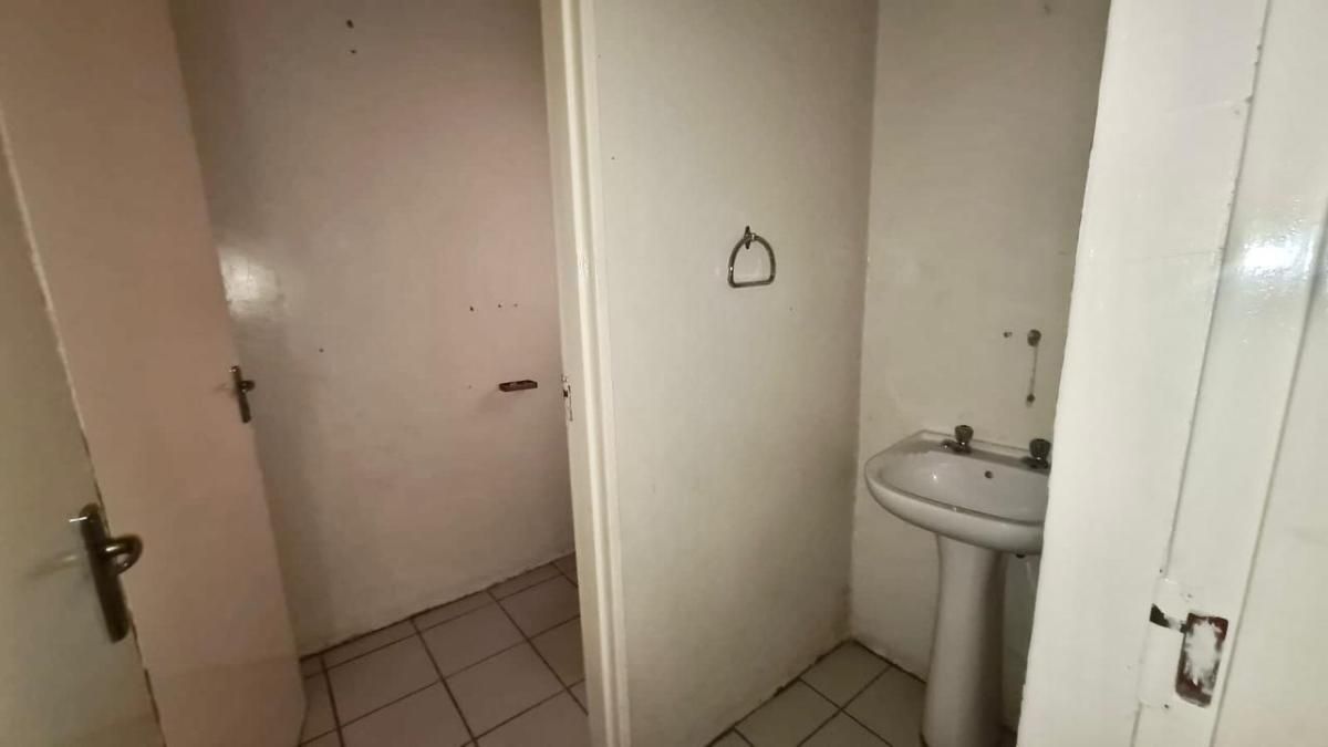 Photo 6 of 12