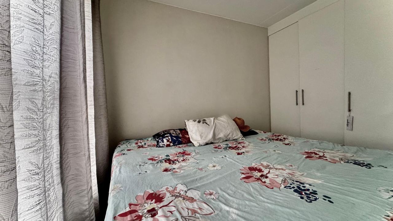 Photo 15 of 21