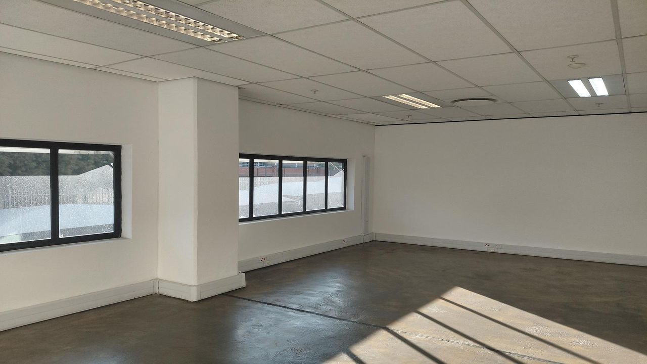 Photo of Warehouse to let in Vorna Valley, Midrand