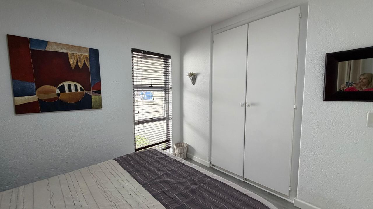 Photo 16 of 31