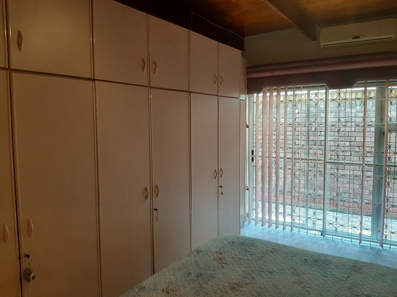 Photo 10 of 19