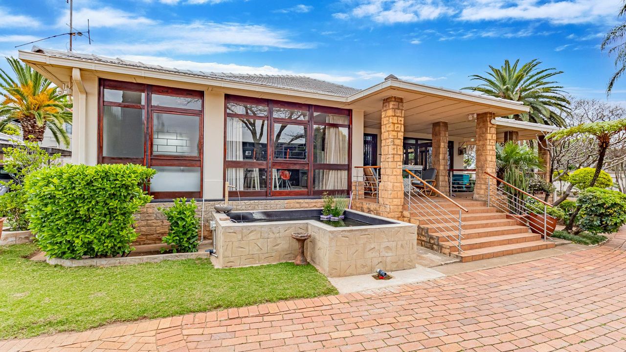 Photo 5 of 49