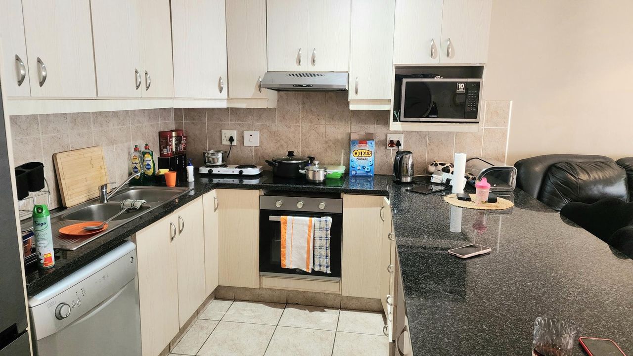 Photo of 2 Bedroom apartment for sale in Mount Edgecombe