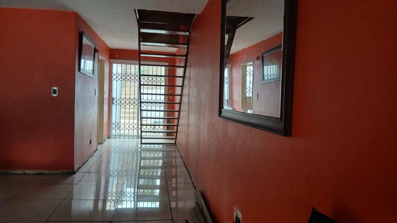 Photo 10 of 23