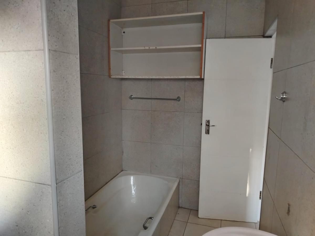 Photo 20 of 22